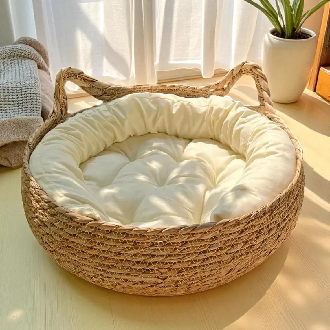 Natural Woven Cotton Cat Bed with Washable Pad – Washable Seasonal Pad, All-Season Pet Accessory