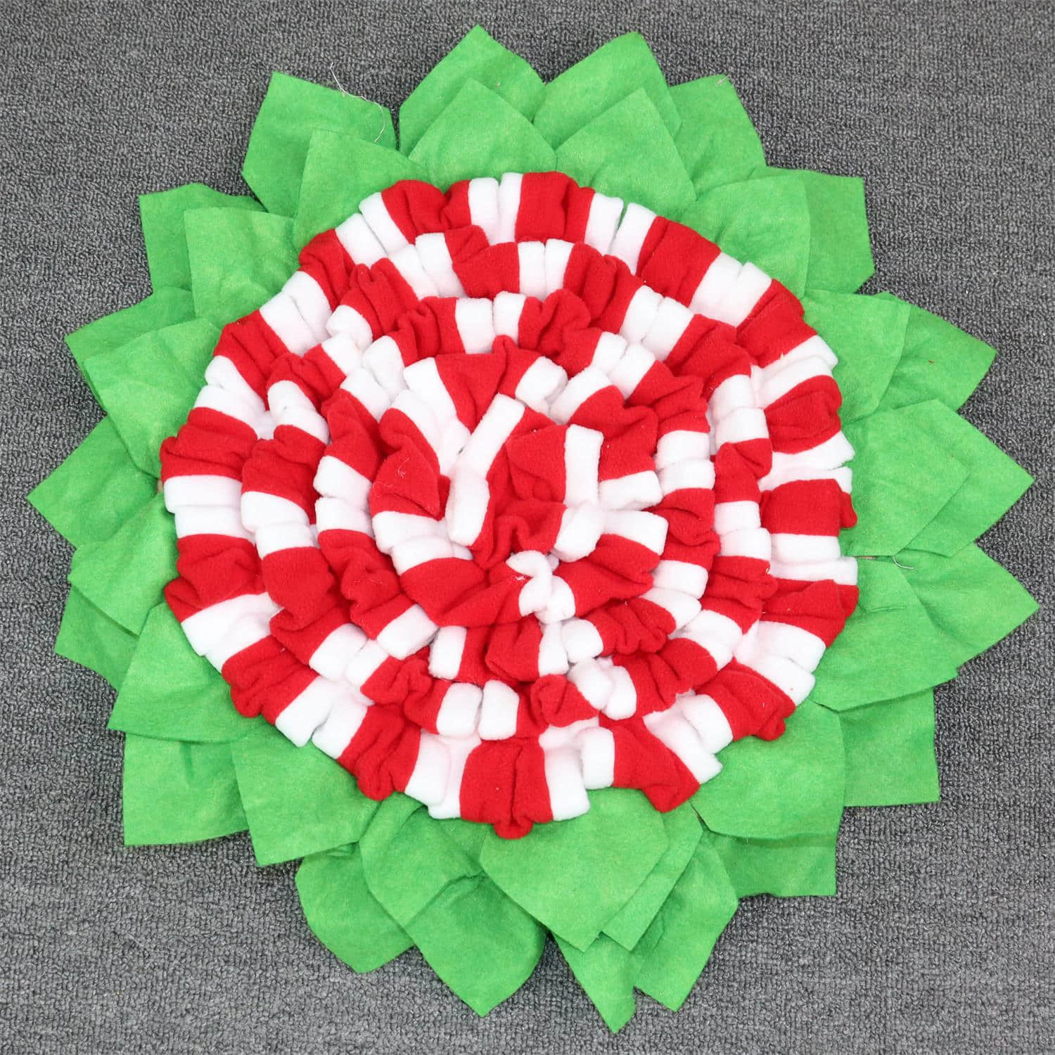 Interactive Pet Snuffle Mat – Anti-choking Slow Feeding Mat for Dogs, Training & Foraging Toy